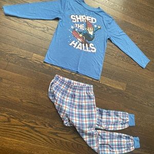 Boys “Shred The Halls” pajama set.